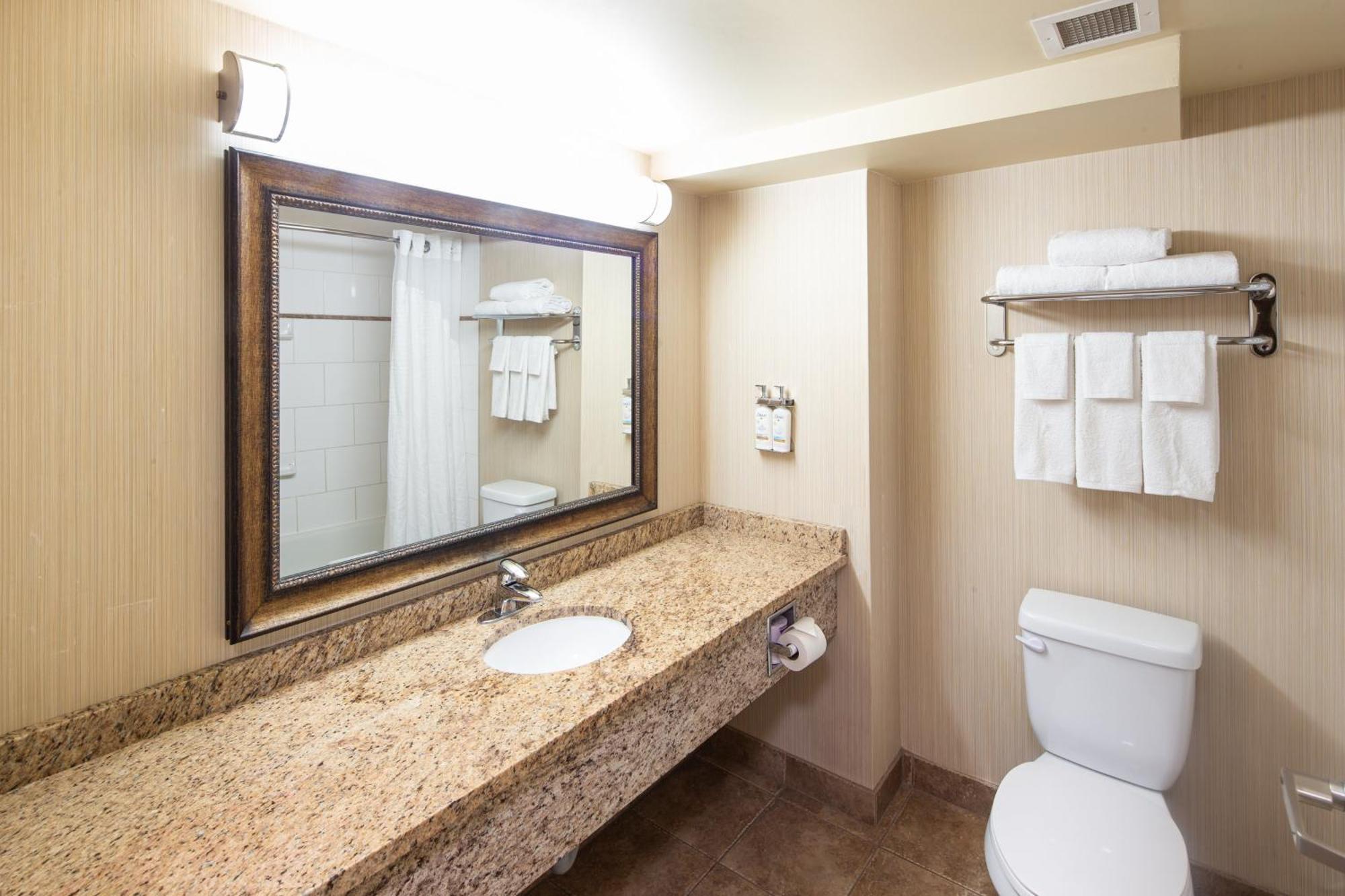 Express & By Ihg Hotel
