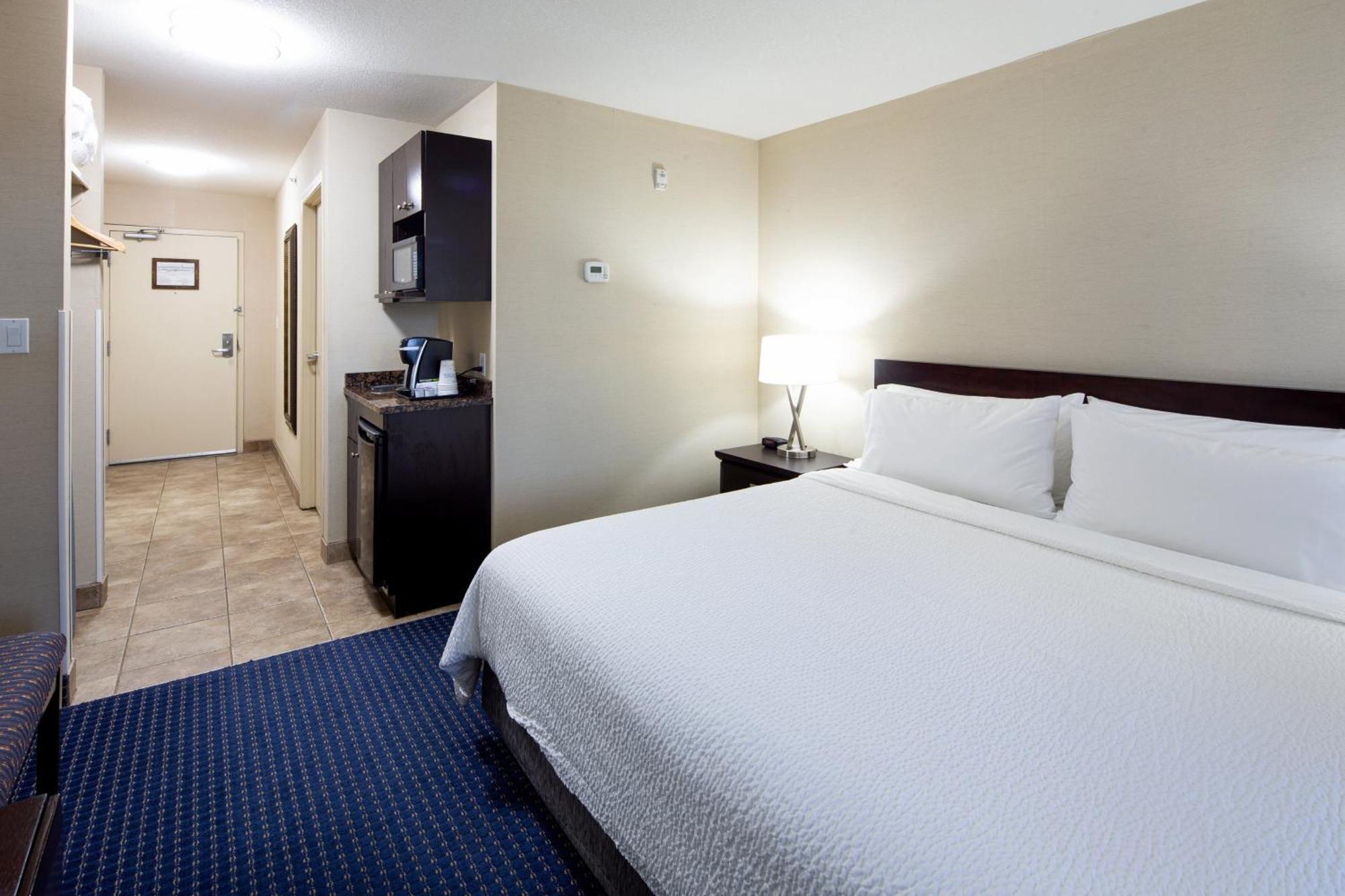 Express & By Ihg Hotel