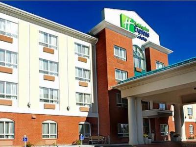 Express & By Ihg Hotel 2*