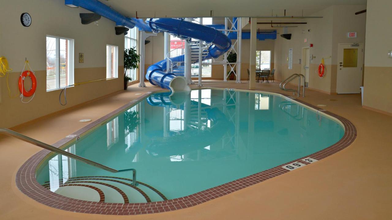 Hotel Express & By Ihg Edson