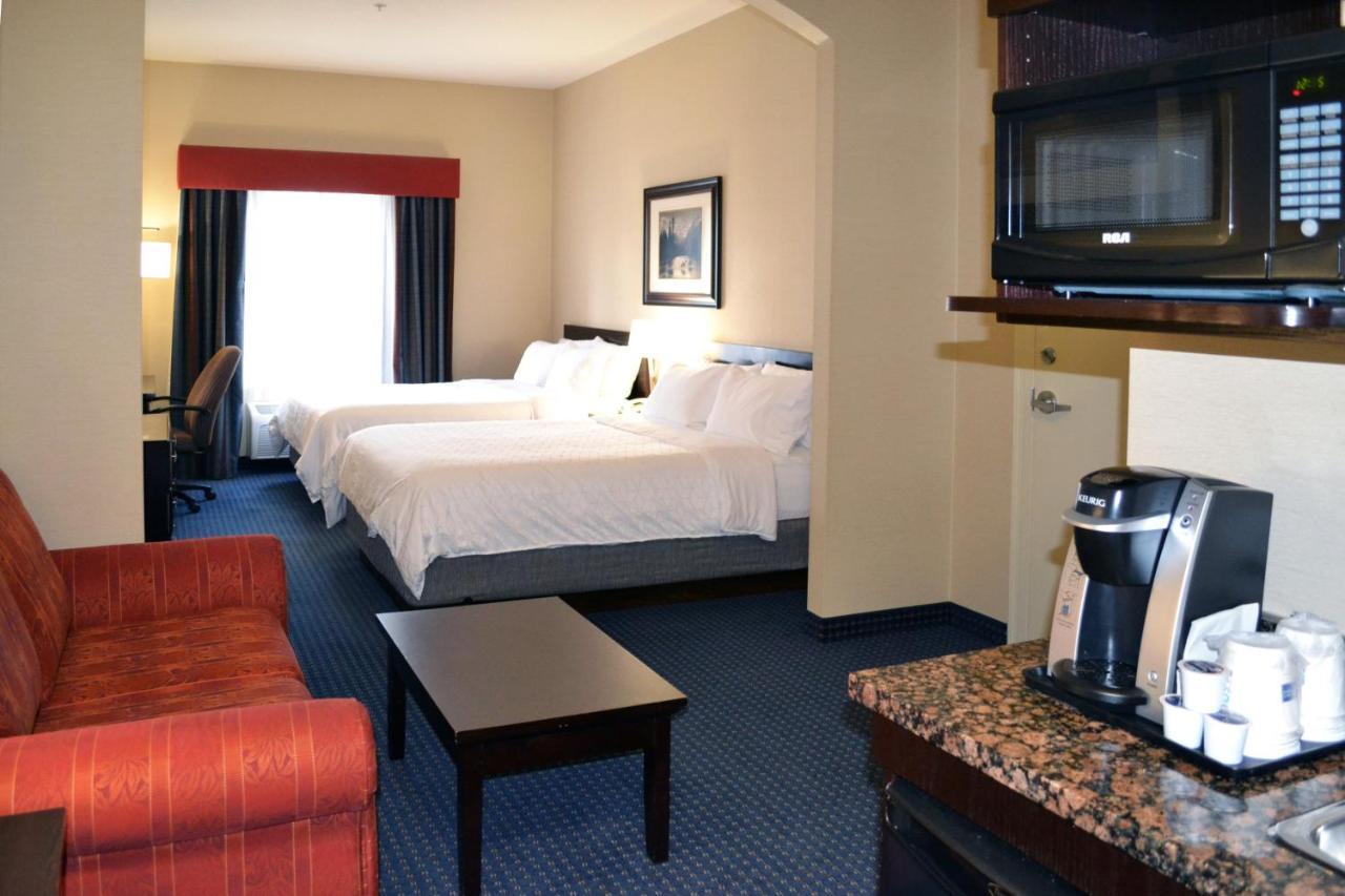 Express & By Ihg 2*