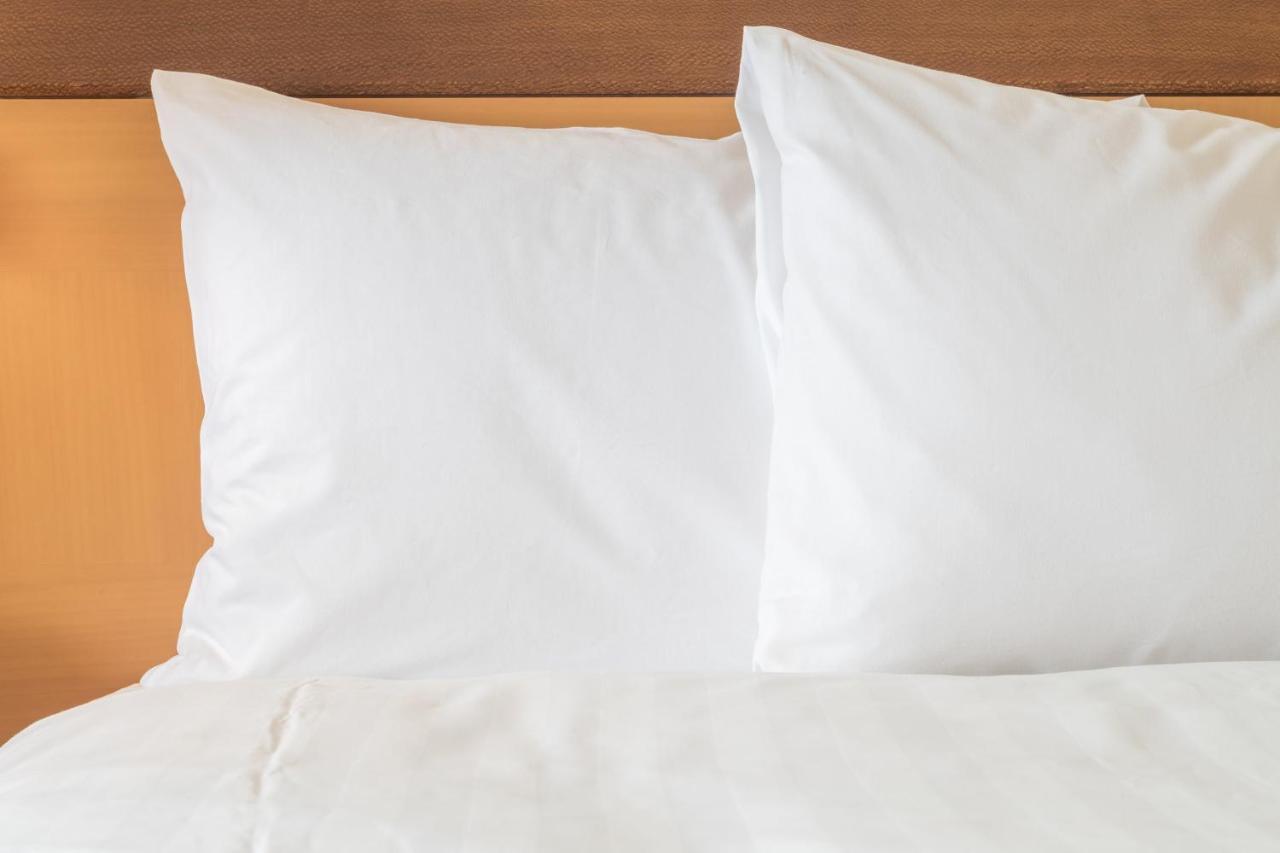Hotel Express & By Ihg Edson